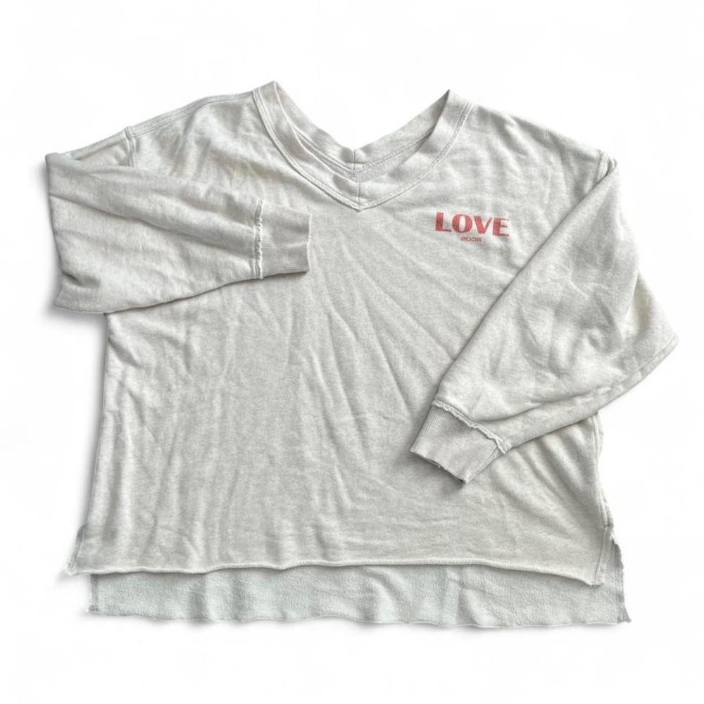 Y2K Graphic Sweatshirt Women's Large Cream "Love This Moment" Cozy Casual